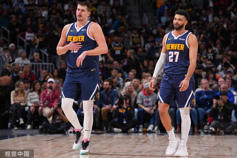 随着转会窗 随着转会窗